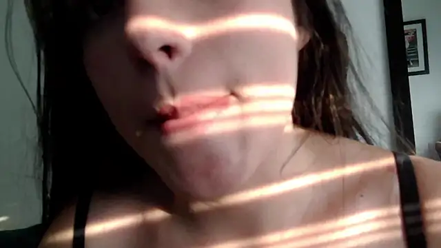 Snapshot of Honey_Aynur20 chatting on 01.19.25 Honey Aynur20 online show from 01.19.25