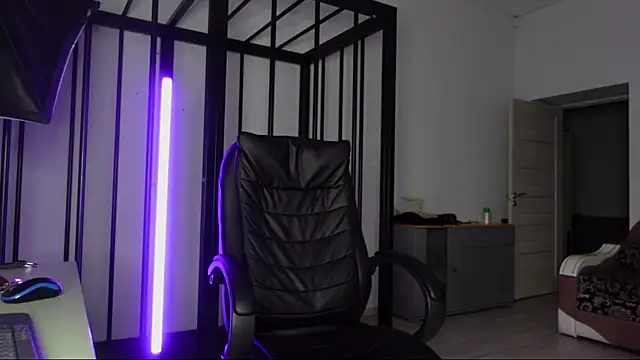 Snapshot of Tommy_Burnz chatting on 03.04.25 Tommy Burnz online show from 03.04.25