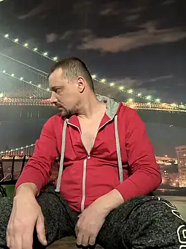 Snapshot of DanielOhCool chatting on 03.04.25 DanielOhCool online show from 03.04.25