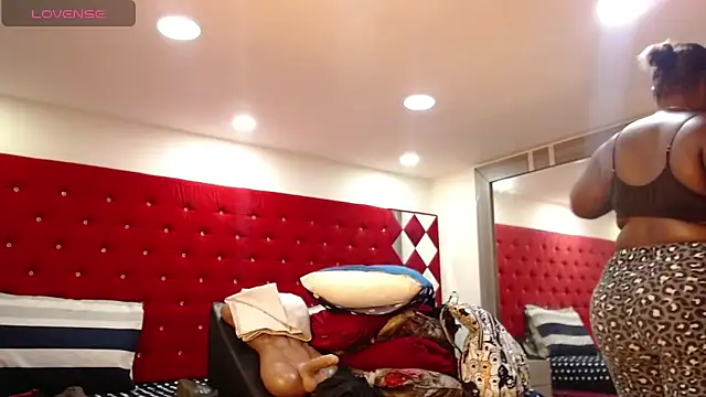 TamyJhonson online show from 11.01.25