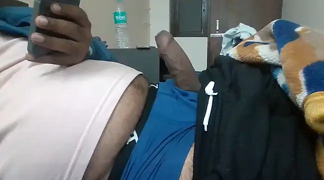 Snapshot of coolrocky346 chatting on 12.21.24 coolrocky346 online show from 12.21.24