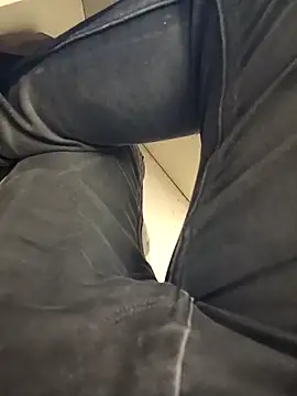 Snapshot of coolrocky346 chatting on 02.12.25 coolrocky346 online show from 02.12.25