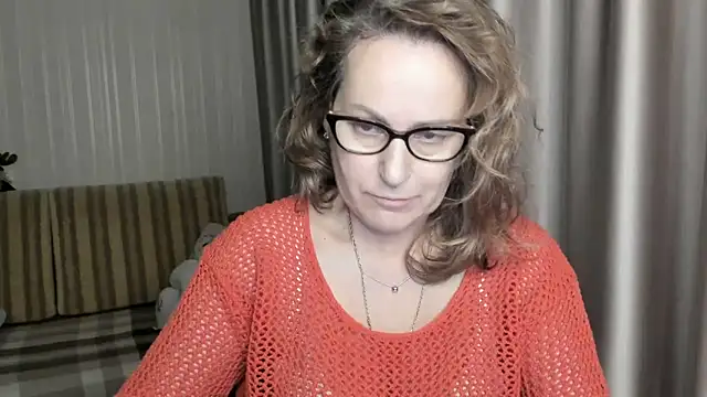 lauraoven online show from 01.21.25