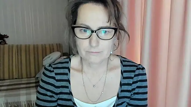 lauraoven online show from 02.20.25