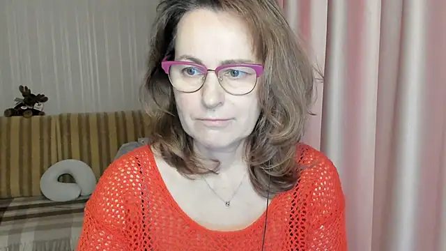 lauraoven online show from 03.20.25