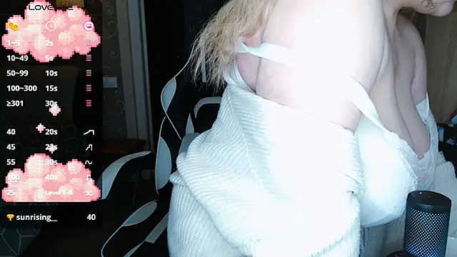 Snapshot of Mini_Mo chatting on 01.24.25 Mini Mo online show from 01.24.25