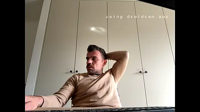 Snapshot of mrbigballs chatting on 09.24.25 mrbigballs online show from 09.24.25