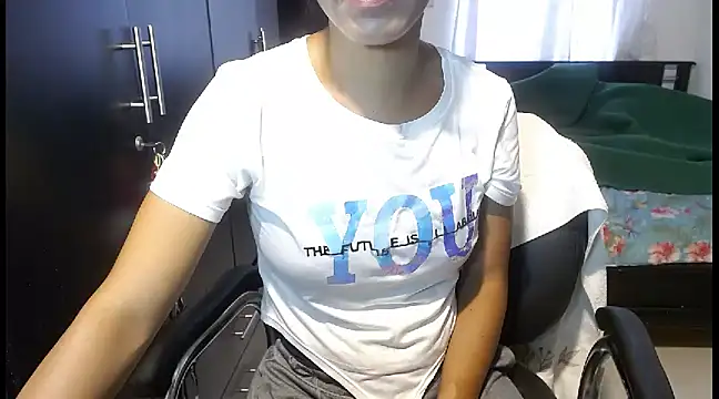 Snapshot of sensual_nataliee chatting on 12.25.24 sensual nataliee online show from 12.25.24