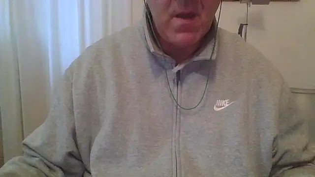 Snapshot of ANONIMO7735 chatting on 02.23.25 ANONIMO7735 online show from 02.23.25