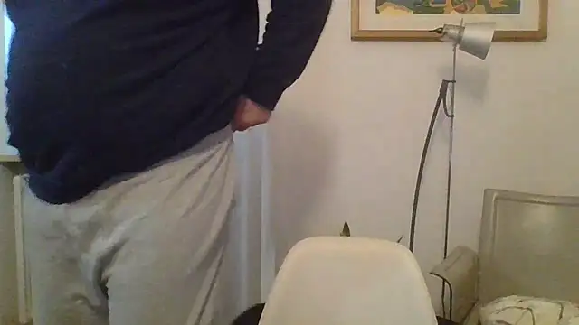 Snapshot of ANONIMO7735 chatting on 02.28.25 ANONIMO7735 online show from 02.28.25