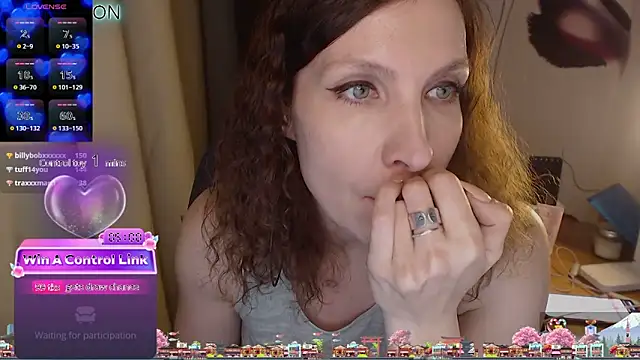 Snapshot of JohansonKatie chatting on 02.14.25 JohansonKatie online show from 02.14.25