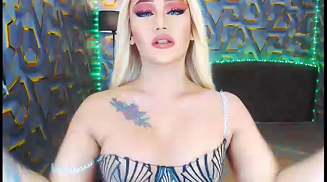 KylieMaxwellCaulfield TS online show from 01.29.25