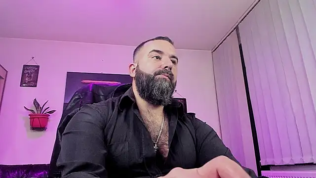 Snapshot of ChristophJules chatting on 12.18.24 ChristophJules online show from 12.18.24