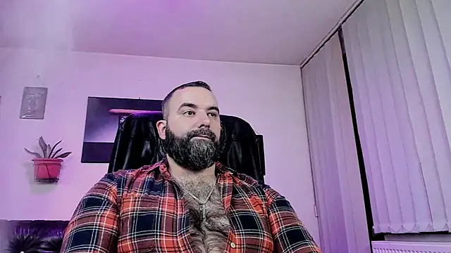 Snapshot of ChristophJules chatting on 02.10.25 ChristophJules online show from 02.10.25