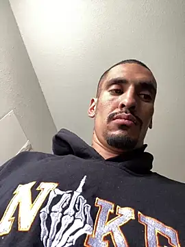 Snapshot of Prettyboiflaco chatting on 02.18.25 Prettyboiflaco online show from 02.18.25