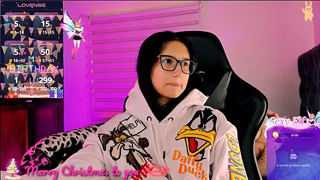 Snapshot of Luniverse chatting on 12.31.24 Luniverse online show from 12.31.24