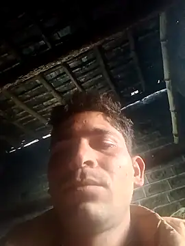 SunnyleoneBG online show from 12.17.24