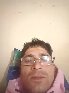 SunnyleoneBG online show from 12.22.24