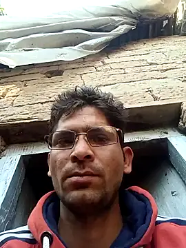 SunnyleoneBG online show from 12.30.24