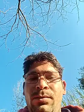 SunnyleoneBG online show from 01.13.25