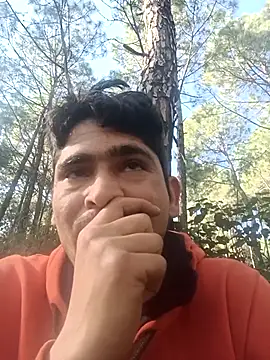 SunnyleoneBG online show from 11.15.25