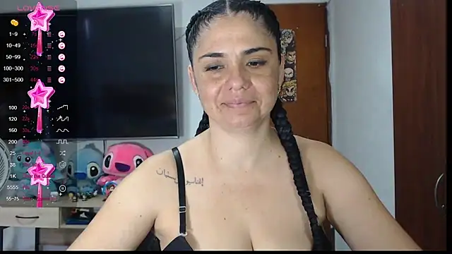 selena ferri online show from 12.04.24