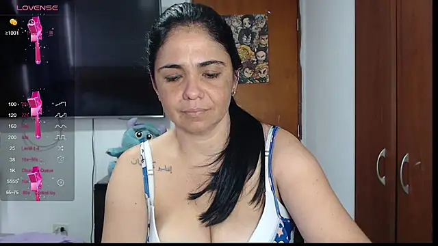 selena ferri online show from 02.13.25