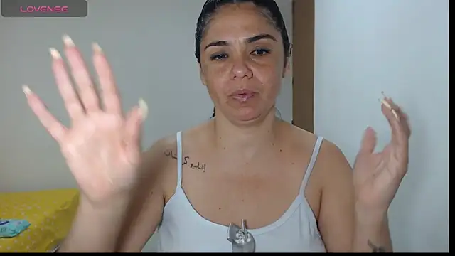 selena ferri online show from 09.28.25