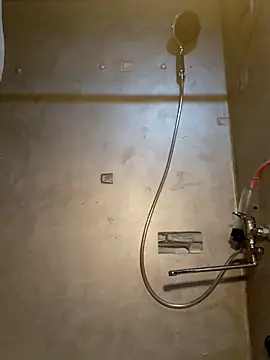 Snapshot of milosek81 chatting on 09.12.25 milosek81 online show from 09.12.25