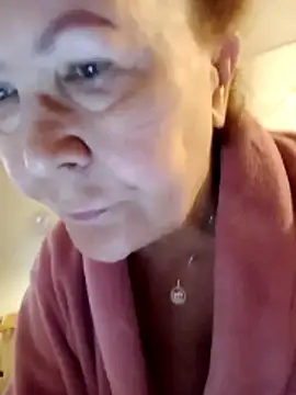 Hottie-Mom online show from 12.02.25