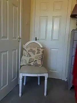 Snapshot of Emily_English57 chatting on 01.09.25 Emily English57 online show from 01.09.25