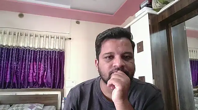 Snapshot of dhruv_love chatting on 02.06.25 dhruv love online show from 02.06.25