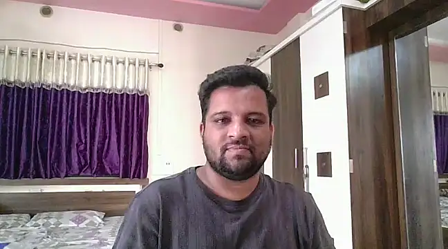 Snapshot of dhruv_love chatting on 02.06.25 dhruv love online show from 02.06.25