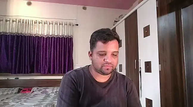 Snapshot of dhruv_love chatting on 02.17.25 dhruv love online show from 02.17.25