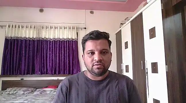 Snapshot of dhruv_love chatting on 02.21.25 dhruv love online show from 02.21.25