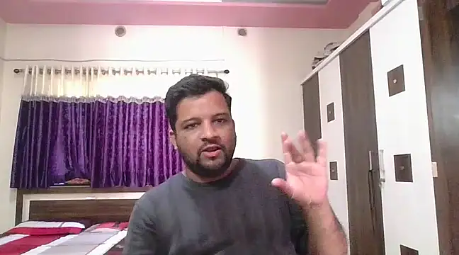 Snapshot of dhruv_love chatting on 02.28.25 dhruv love online show from 02.28.25