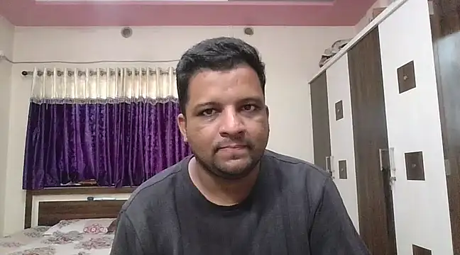 Snapshot of dhruv_love chatting on 03.17.25 dhruv love online show from 03.17.25