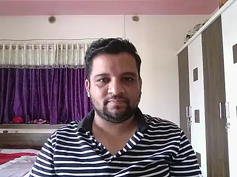 Snapshot of dhruv_love chatting on 09.16.25 dhruv love online show from 09.16.25
