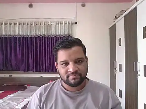 Snapshot of dhruv_love chatting on 09.22.25 dhruv love online show from 09.22.25