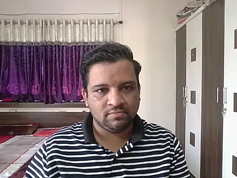 Snapshot of dhruv_love chatting on 10.11.25 dhruv love online show from 10.11.25