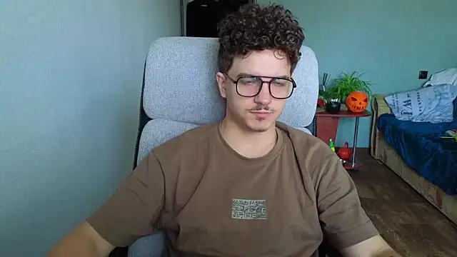 Remy Miles online show from 11.18.25