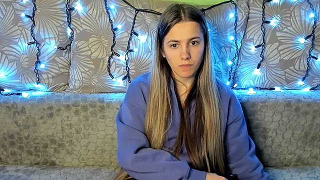 MaggieCake online show from 12.16.24