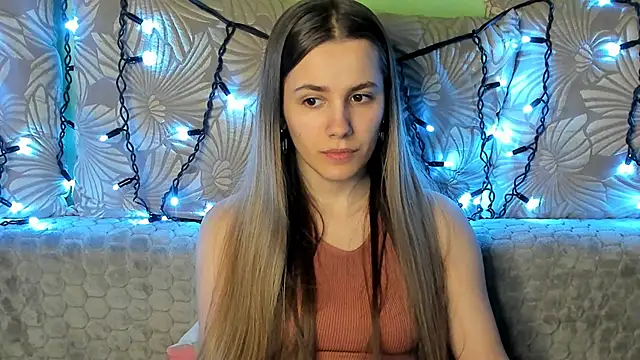 MaggieCake online show from 02.14.25