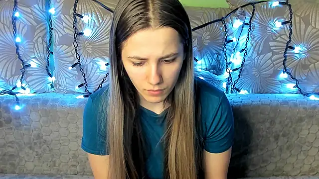 MaggieCake online show from 02.17.25