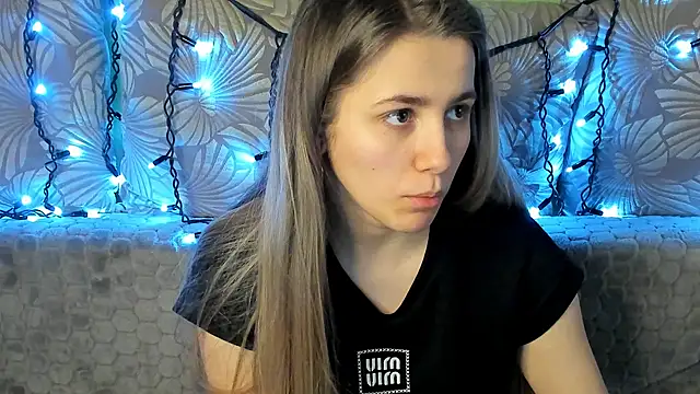 MaggieCake online show from 02.24.25