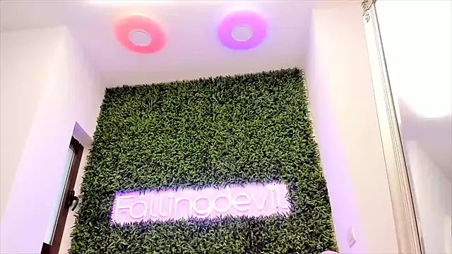 Snapshot of realhotfallingdevil chatting on 02.20.25 realhotfallingdevil online show from 02.20.25