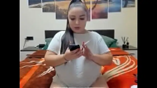 Snapshot of adelline chatting on 01.12.25 adelline online show from 01.12.25
