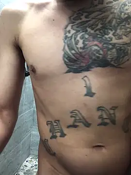 Snapshot of 69RIPsta69 chatting on 01.22.25 69RIPsta69 online show from 01.22.25