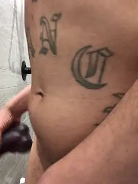 Snapshot of 69RIPsta69 chatting on 01.31.25 69RIPsta69 online show from 01.31.25