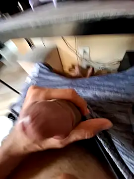 Snapshot of guilherme205 chatting on 01.25.25 guilherme205 online show from 01.25.25